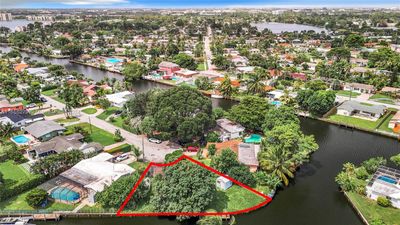 1820 Nw 36th St, House other with 2 bedrooms, 1 bathrooms and null parking in Oakland Park FL | Image 3