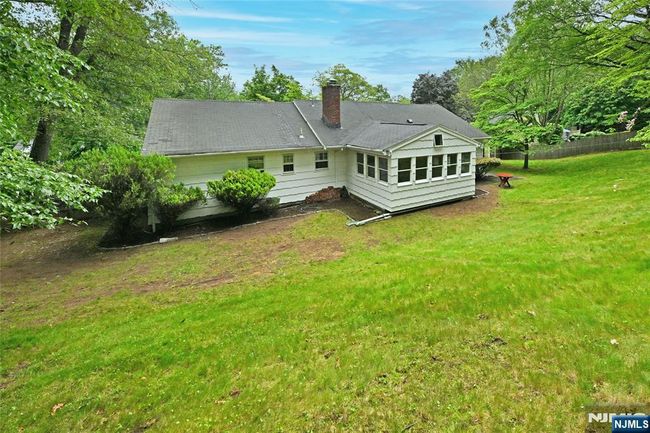 388 Holly Dr, House other with 3 bedrooms, 2 bathrooms and null parking in Wyckoff NJ | Image 25