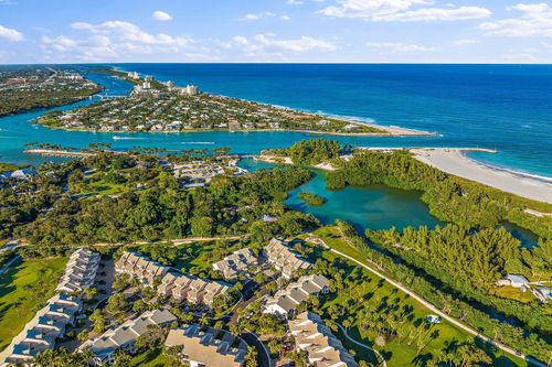 2604 Fairway Dr N, Jupiter, FL, 33477-9517 | Card Image