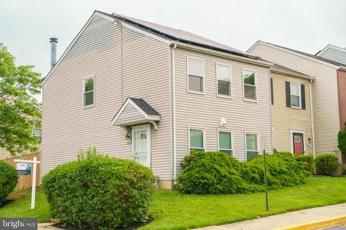 2133 Anvil Ln, TEMPLE HILLS, MD, 20748-4200 | Card Image