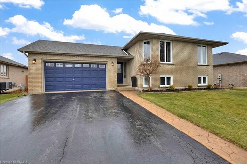 65 Sunnyside Drive, St George, ON, N0E1N0 | Card Image