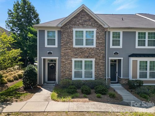 6658 Berewick Commons Pkwy, Charlotte, NC, 28278-6749 | Card Image