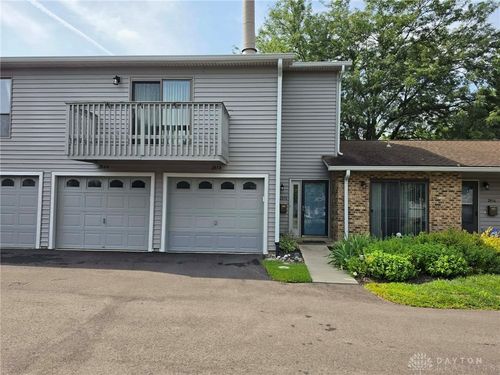 2858 Foxwood Court, Miamisburg, OH, 45342 | Card Image