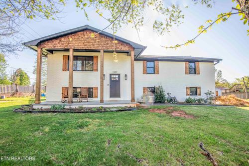 1207 Lenore Ln, Maryville, TN, 37804-3511 | Card Image