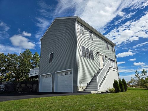 39 Kelly Ln, Lynn, MA, 01904-2089 | Card Image