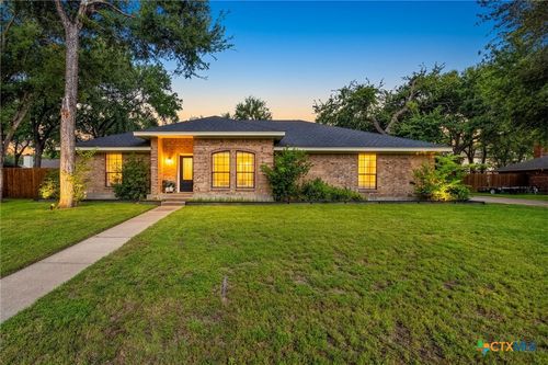200 Ben Nevis Ln, Belton, TX, 76513-5307 | Card Image