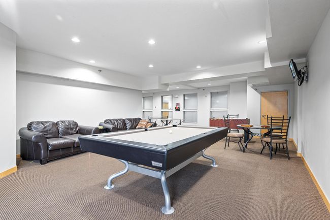 Great space to hang out! | Image 33