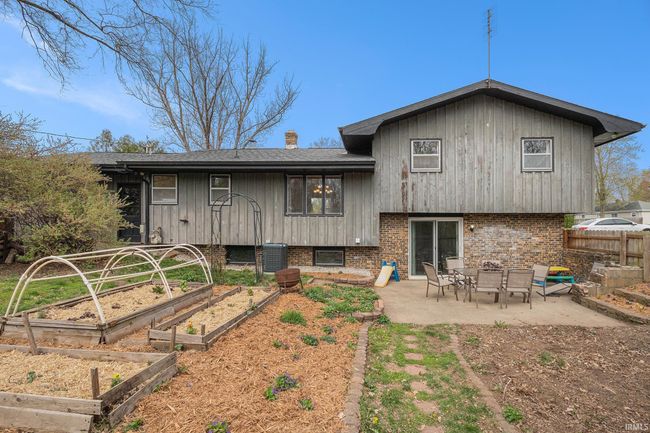 23138 Fredrick Cir, House other with 4 bedrooms, 2 bathrooms and null parking in Elkhart IN | Image 24
