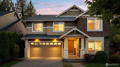 15918 35th Dr Se, Bothell, WA, 98012-4733 | Card Image