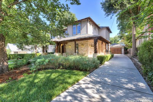 211 Inslee Ave, Alamo Heights, TX, 78209-4532 | Card Image