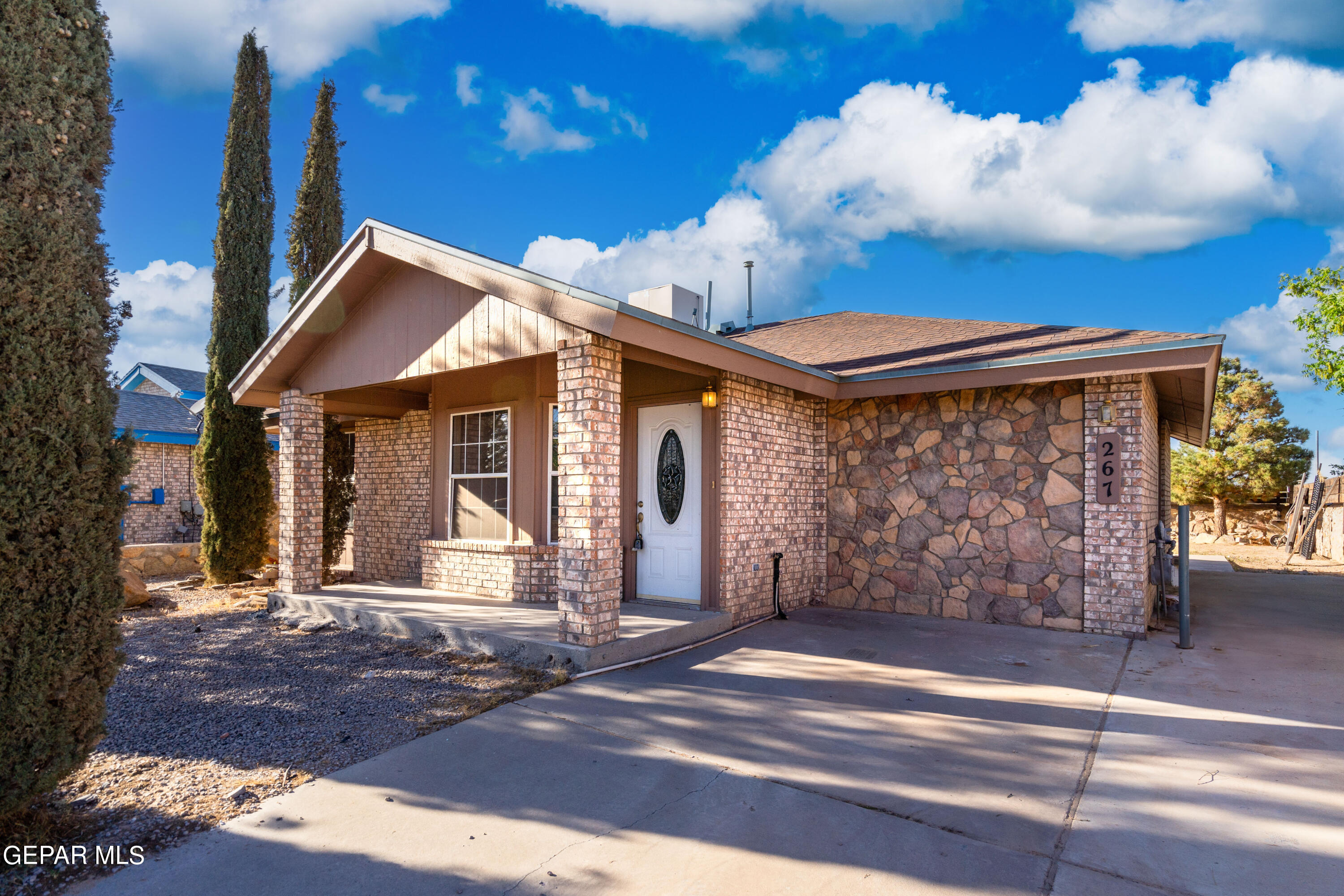 Barrel Cactus Dr, Horizon City, TX 79928