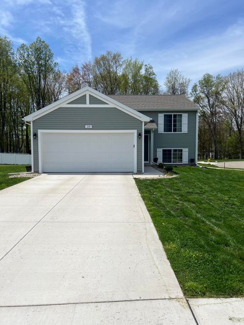 336 Lotz Court, Wayland, MI, 49348 | Card Image