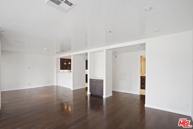 APT-802 - 880 W 1 St St, Condo with 1 bedrooms, 1 bathrooms and 1 parking in Los Angeles CA | Image 7