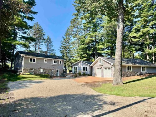 N2645 Pleasant Park Ln, WAUPACA, WI, 54981-9712 | Card Image