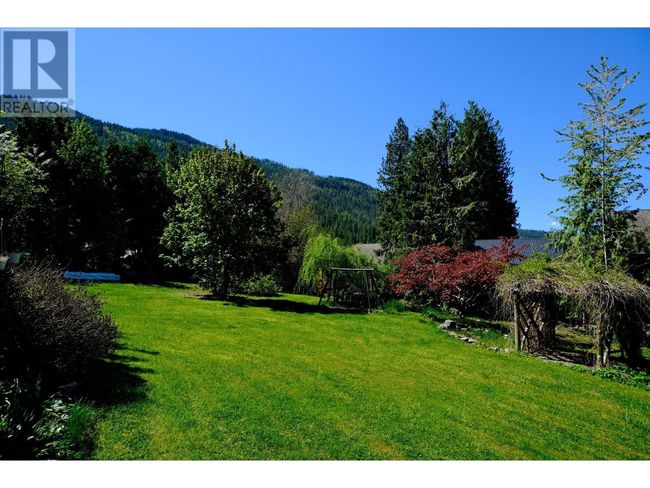 4061 Torry Rd, House other with 3 bedrooms, 2 bathrooms and 12 parking in Eagle Bay BC | Image 36