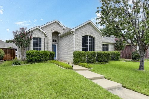 1748 Alpine Dr, Carrollton, TX, 75007-3740 | Card Image