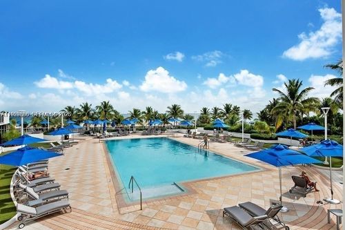 532-100 Lincoln Rd, Miami Beach, FL, 33139-2013 | Card Image