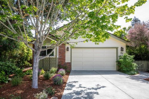 746 15th Ave, Menlo Park, CA, 94025-1946 | Card Image