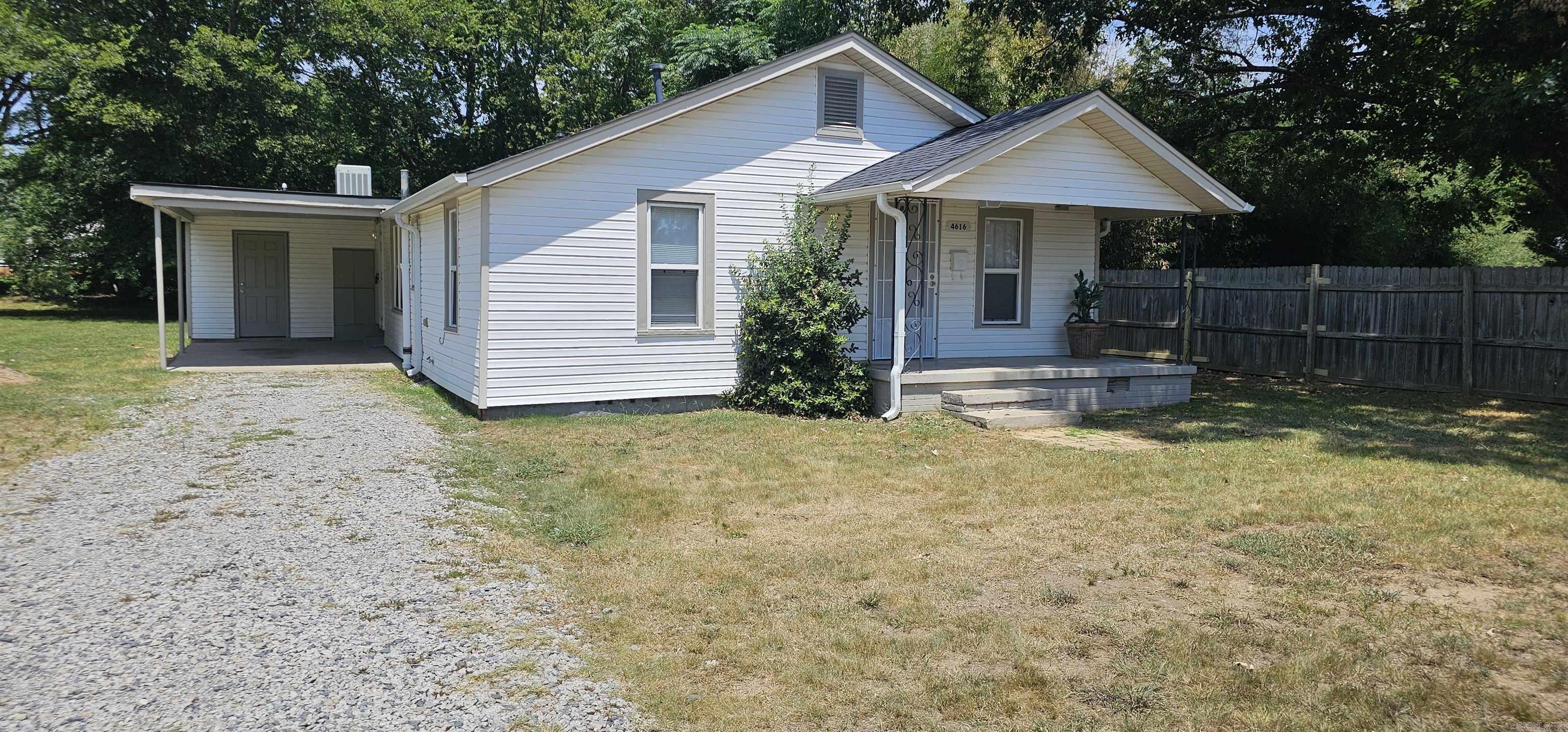 31st St, Little Rock, AR 72204