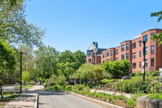 APT-4H - 16 Harcourt St, Condo with 1 bedrooms, 1 bathrooms and 1 parking in Boston MA | Image 14