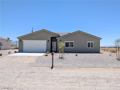 601 W Nikki Way, Pahrump, NV, 89060-1056 | Card Image