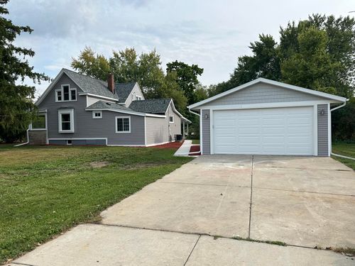 107 Water St, Sauk City, WI, 53583-1137 | Card Image