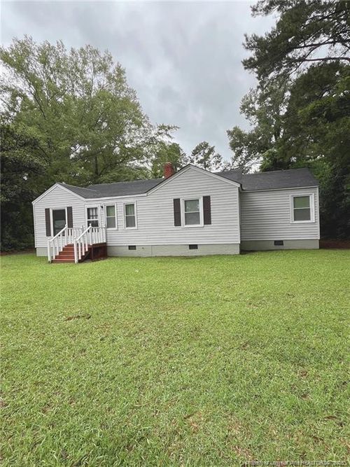 412 Midland Way, Laurinburg, NC, 28352-4616 | Card Image