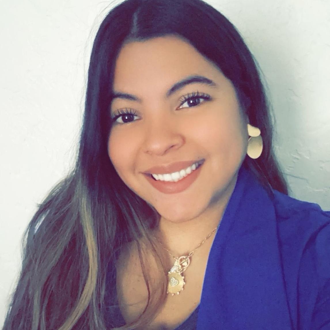 Paola Vaquero Flores