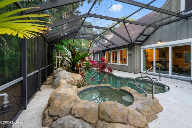 Hot Tub | Image 16