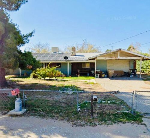 14772 Cashew St, Hesperia, CA, 92345-2749 | Card Image