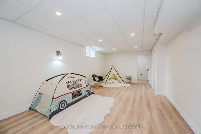 4080 Victoria Rd S, House other with 5 bedrooms, 2 bathrooms and 8 parking in Puslinch ON | Image 33