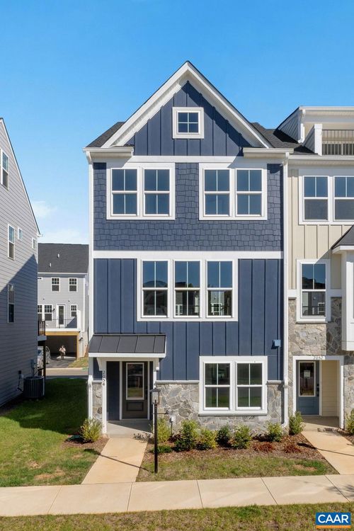 7 Rayon St, Charlottesville, VA, 22902 | Card Image