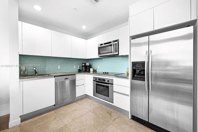 APT-806 - 1050 Brickell Ave, Condo with 1 bedrooms, 2 bathrooms and null parking in Miami FL | Image 11