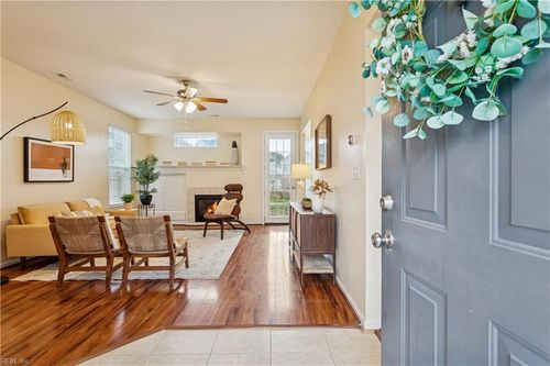 808 Winter King Ct, Chesapeake, VA, 23323-6356 | Card Image