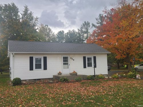 426 Mill St, Churubusco, IN, 46723-1904 | Card Image