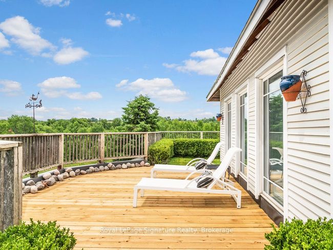 807035 25th Side Road, House other with 4 bedrooms, 3 bathrooms and 6 parking in Grey Highlands ON | Image 9