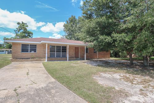 2460 Carter Road, Biloxi, MS, 39531 | Card Image