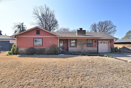 1810 W Independence St, Tulsa, OK, 74127-4903 | Card Image