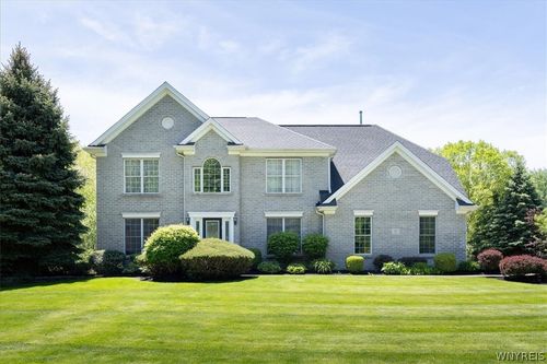 32 Forrester Court, Amherst, NY, 14228 | Card Image
