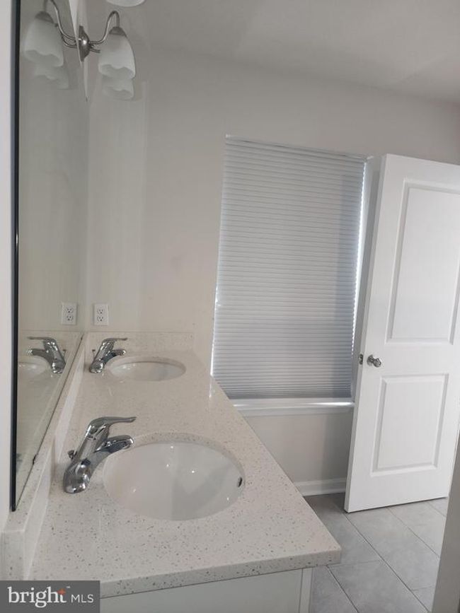 4 Axios Way, Townhouse with 4 bedrooms, 4 bathrooms and null parking in ROSEDALE MD | Image 13