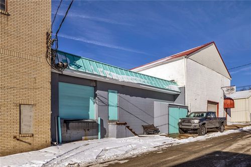 128 N Washington Ave, City of Greensburg, PA, 15601 | Card Image