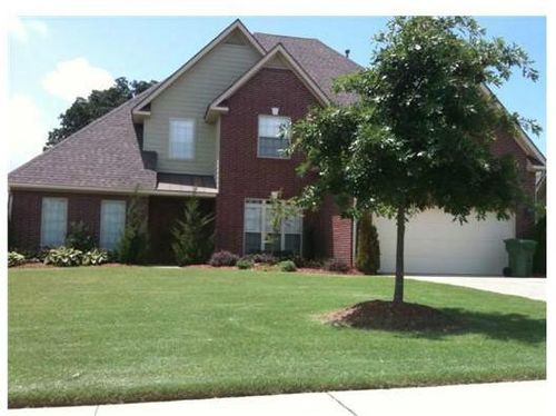 2502 Greenway St, Lowell, AR, 72745 | Card Image