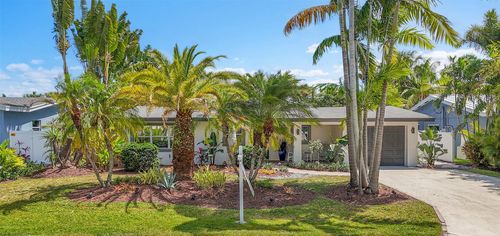 1800 Ne 28th St, Wilton Manors, FL, 33306-1328 | Card Image