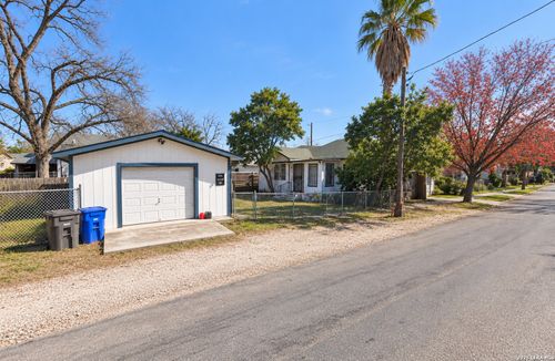455 Walton Ave, San Antonio, TX, 78225-1401 | Card Image