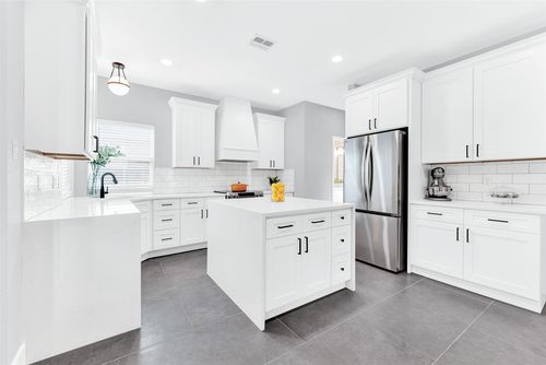 6812 Huntly Dr, Plano, TX, 75023-1670 | Card Image