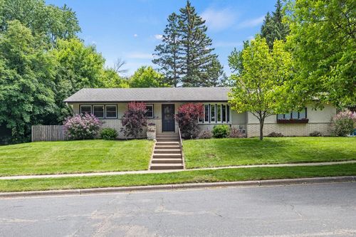 20 Logan Ave E, West Saint Paul, MN, 55118-2430 | Card Image
