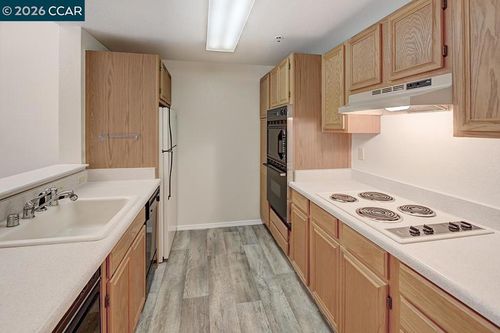 apt-2312-1840 Tice Creek Dr, Walnut Creek, CA, 94595-2462 | Card Image