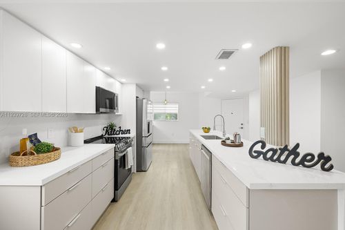 apt-314l-13105 Sw 16th Ct, Pembroke Pines, FL, 33027-7306 | Card Image