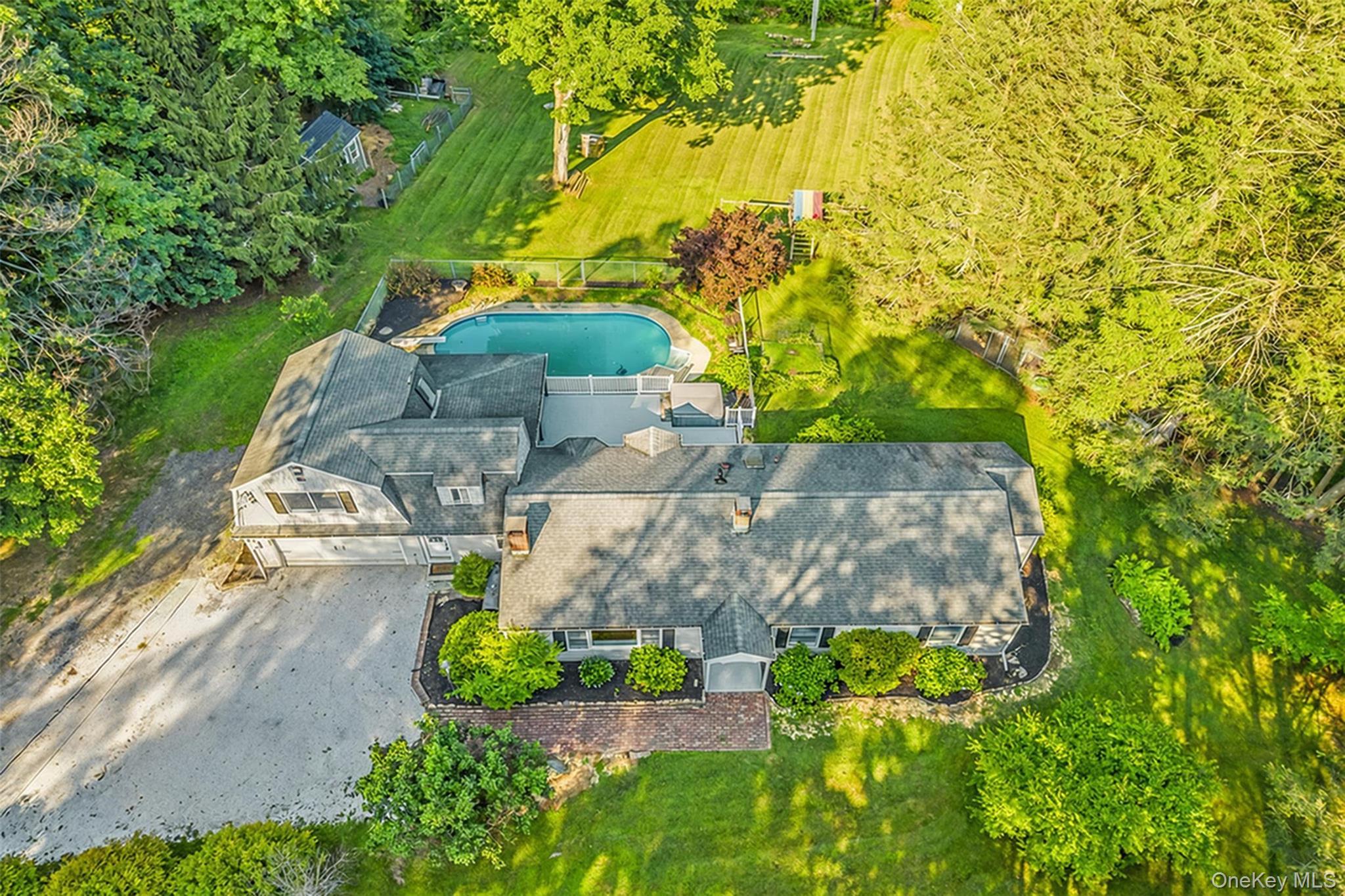 Residential in Lewisboro 4