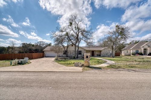20 Saddle Rock Rdg, Wimberley, TX, 78676-3012 | Card Image